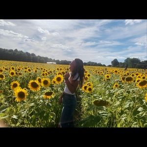 Meet your Posher, Laynee